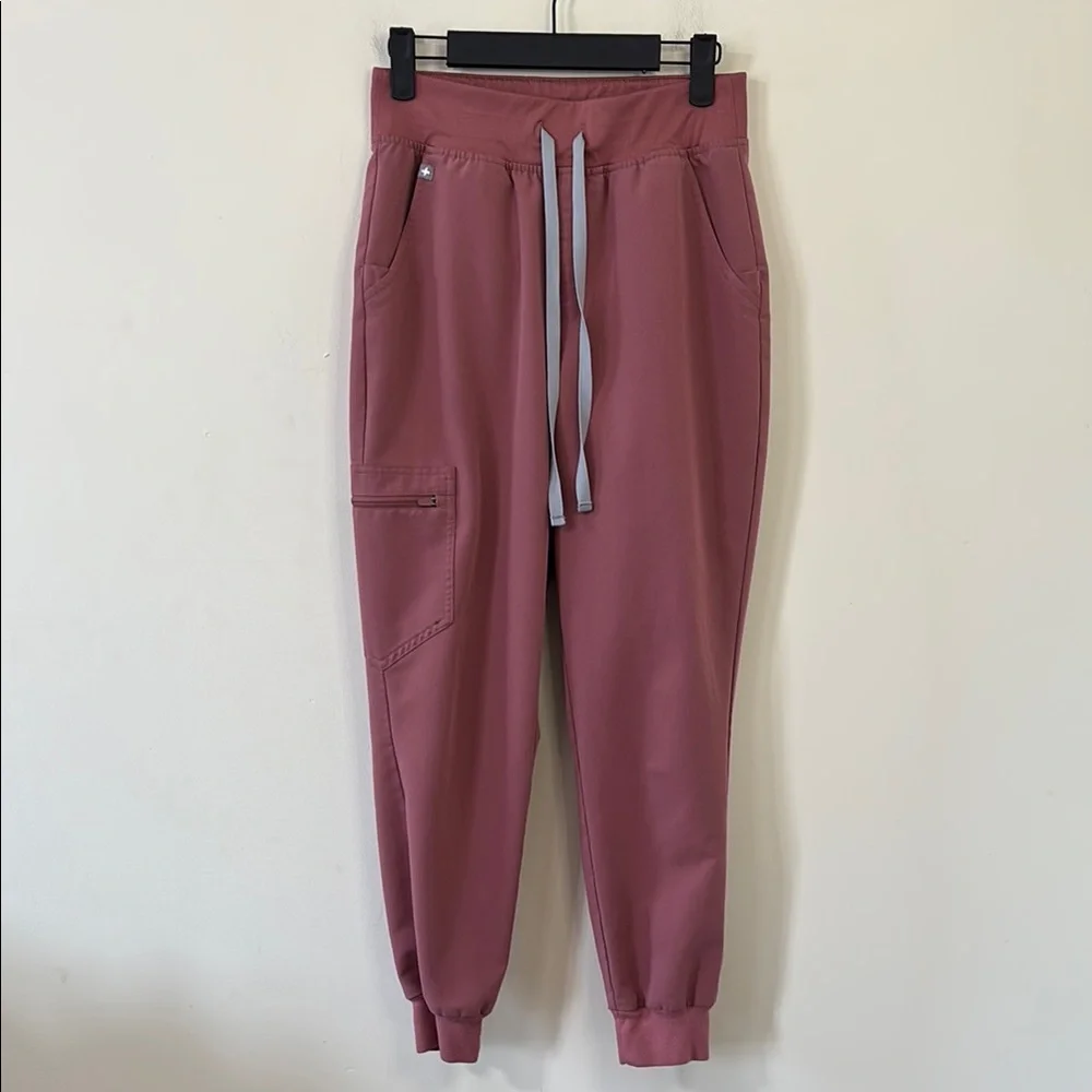 FIGS Zamora High Waisted Jogger Scrub Pant Mauve Size Small Petite - Picture 2 of 13